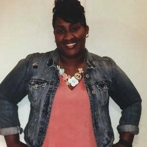 Meet your Posher, Helen